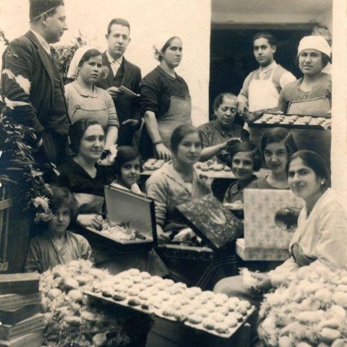 una imagen de las primeras imagenes de la fabricacion artesanal del mantecado