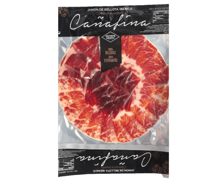 un sobre de jamon de bellota iberico cortado a mano cañafina