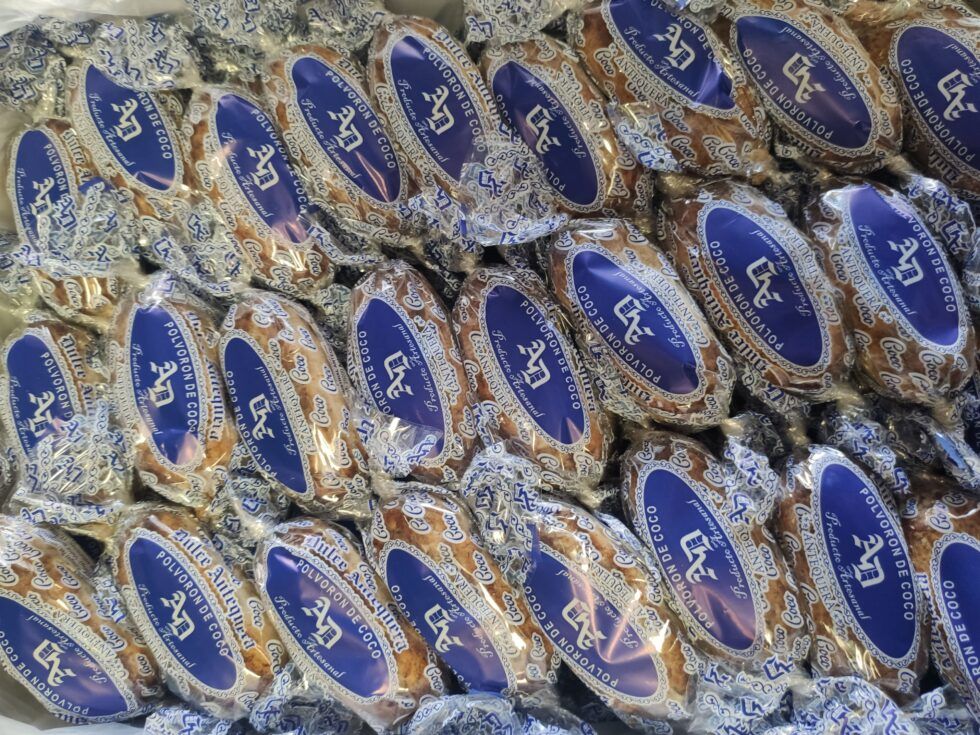 caja de polvorón de coco artesano