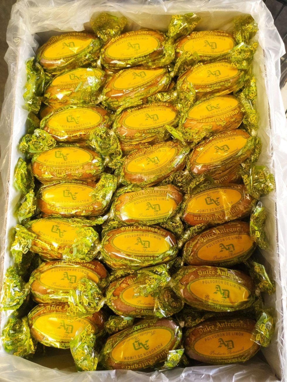 polvorón de limón artesano caja de 3 kilos