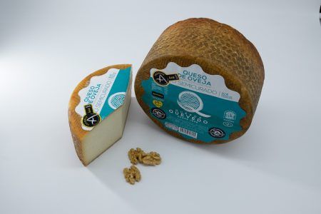 medio queso semi curado quevedo con leche de oveja