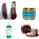 Cesta de navidad compuesta por embutidos ibericos, bonito del norte, queso de oveja envejecido en manteca y aceite de oliva ecologico